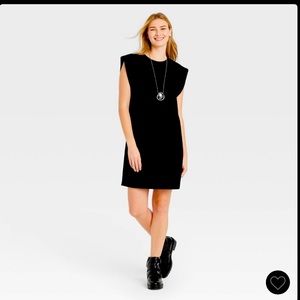 Casual chic dress that can be dressy or not